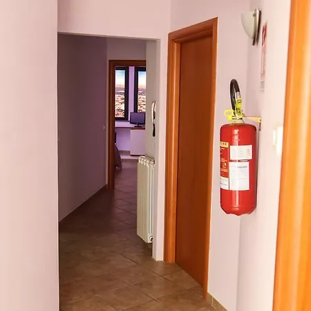 Lamezia Short Lets * Ламеция-Терме